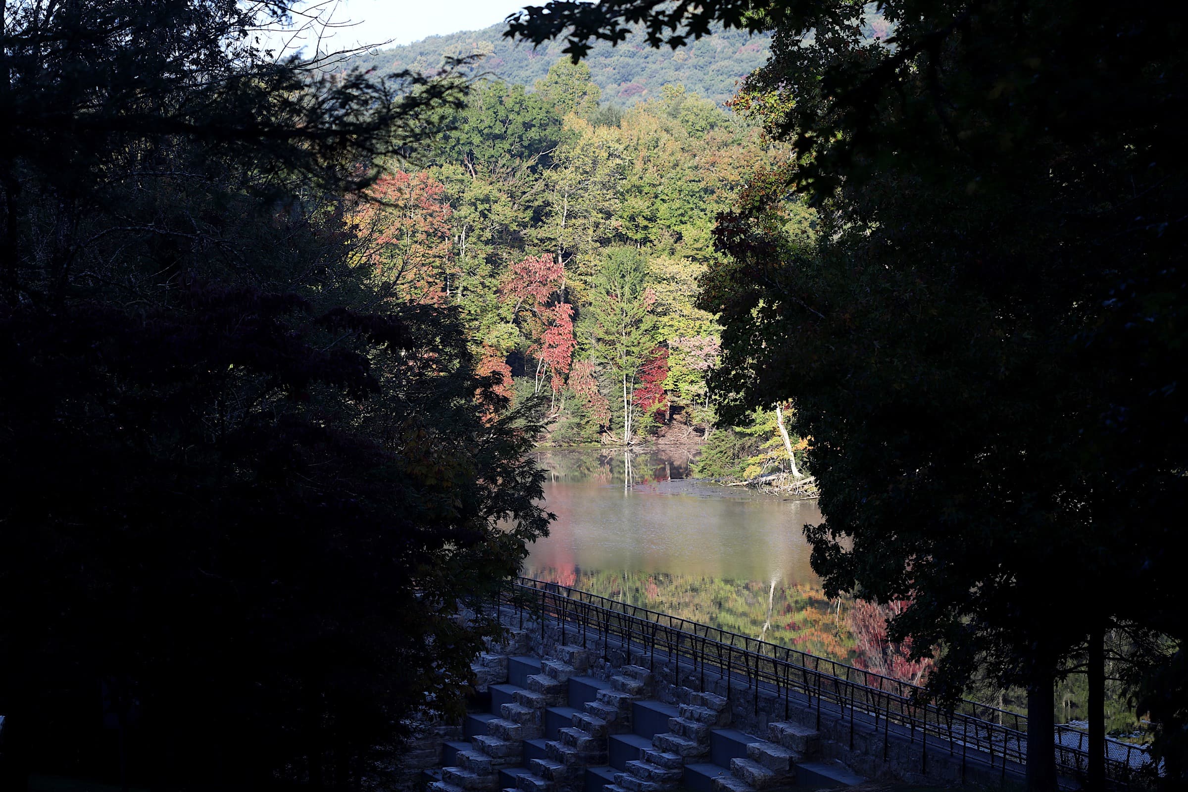 The Bays Mountain reservoir circled by the Lakeside Trail at Bays Mountain Park in Kingsport